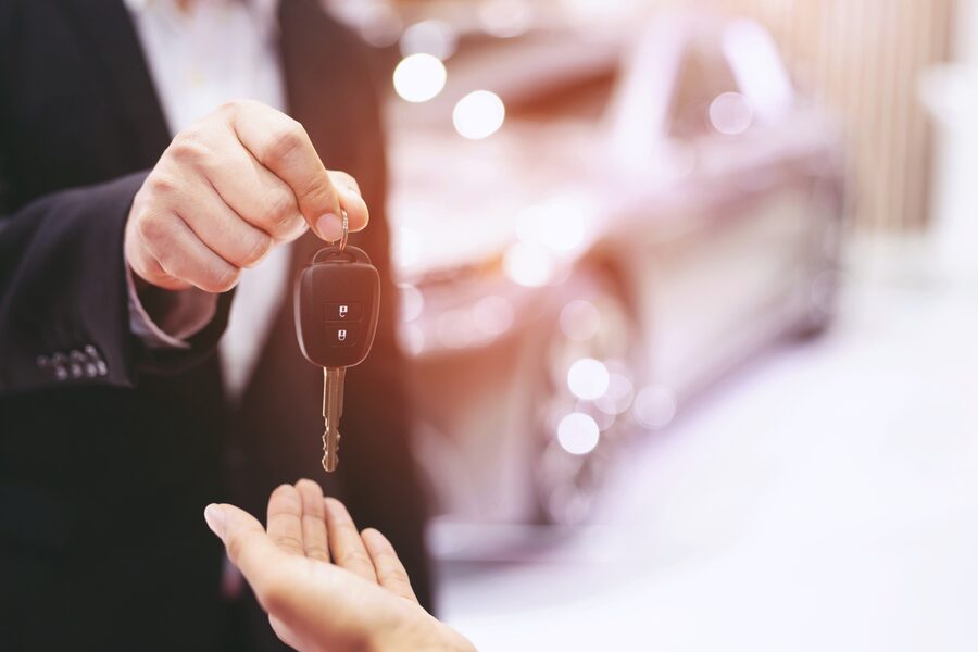 Autoankauf online: Auto verkaufen mit Festpreis, Abholung und klarer Abwicklung